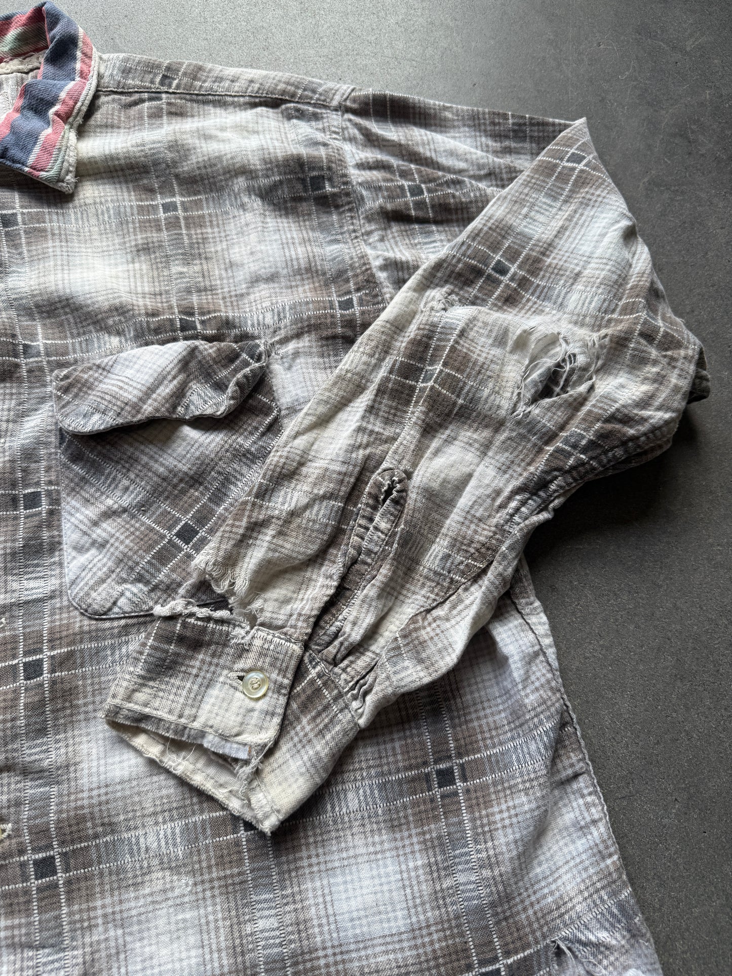 60's Thrashed and Repaired Cotton Print Flannel