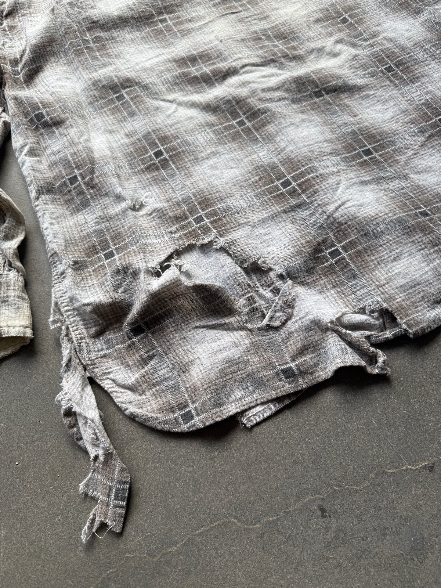 60's Thrashed and Repaired Cotton Print Flannel