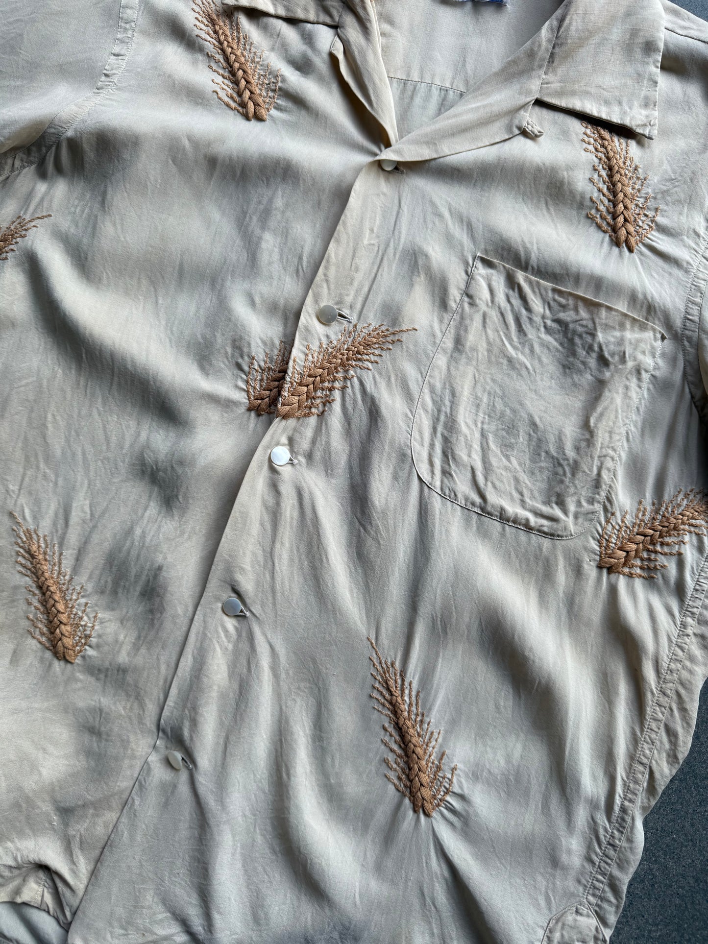 50s Wheat Loop Collar