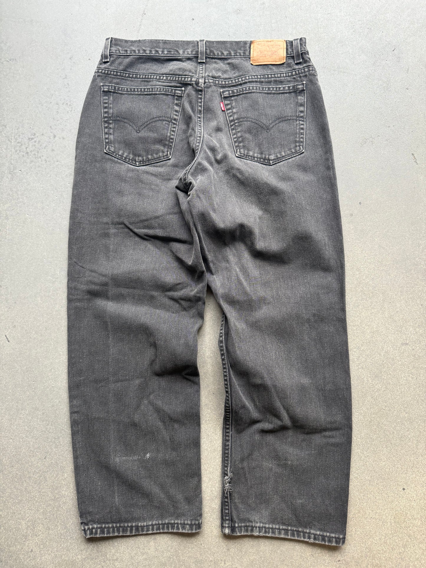 90s Levi’s 550 Husky Fit