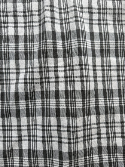 1960s sawtooth woven Cotten flannel b&w