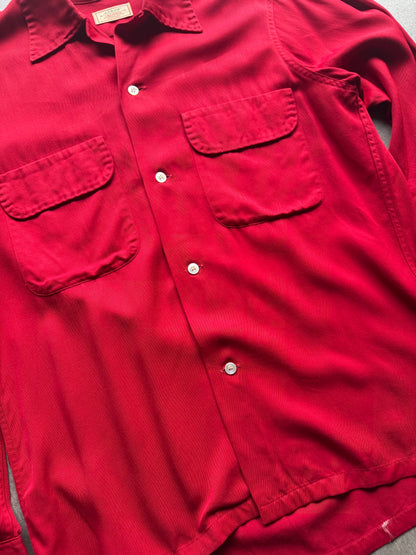 1940s Mint condition crimson dagger collar gabardine shirt