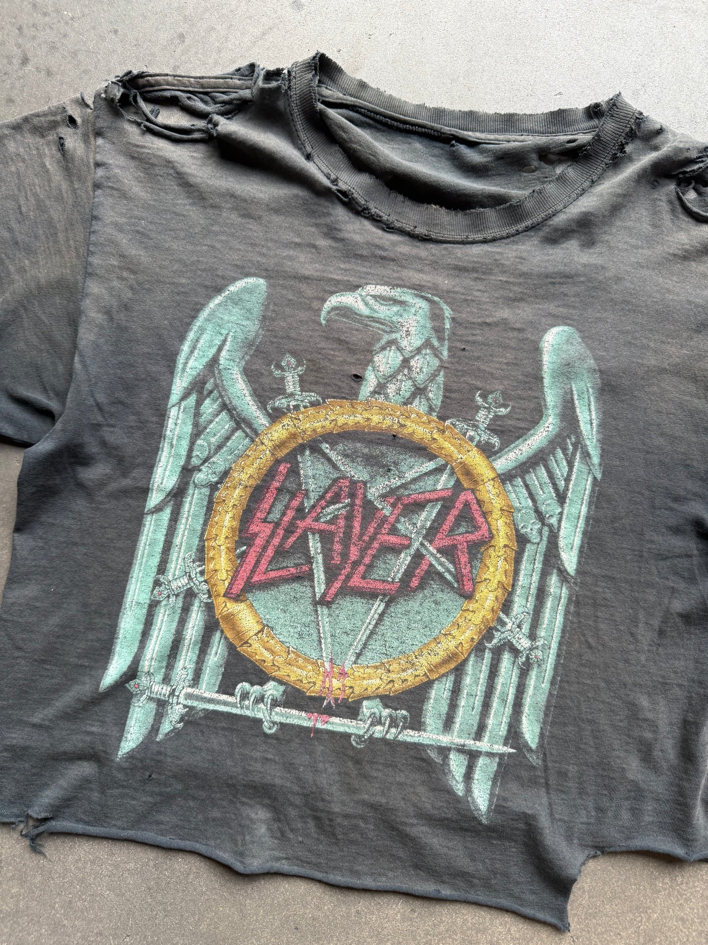 90s Distressed Slayer Crop Tee