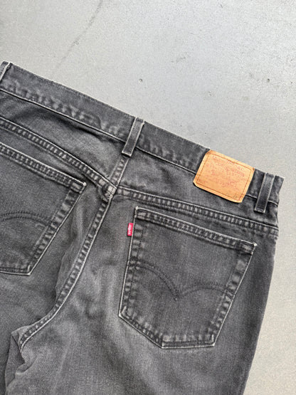 90s Levi’s 550 Husky Fit