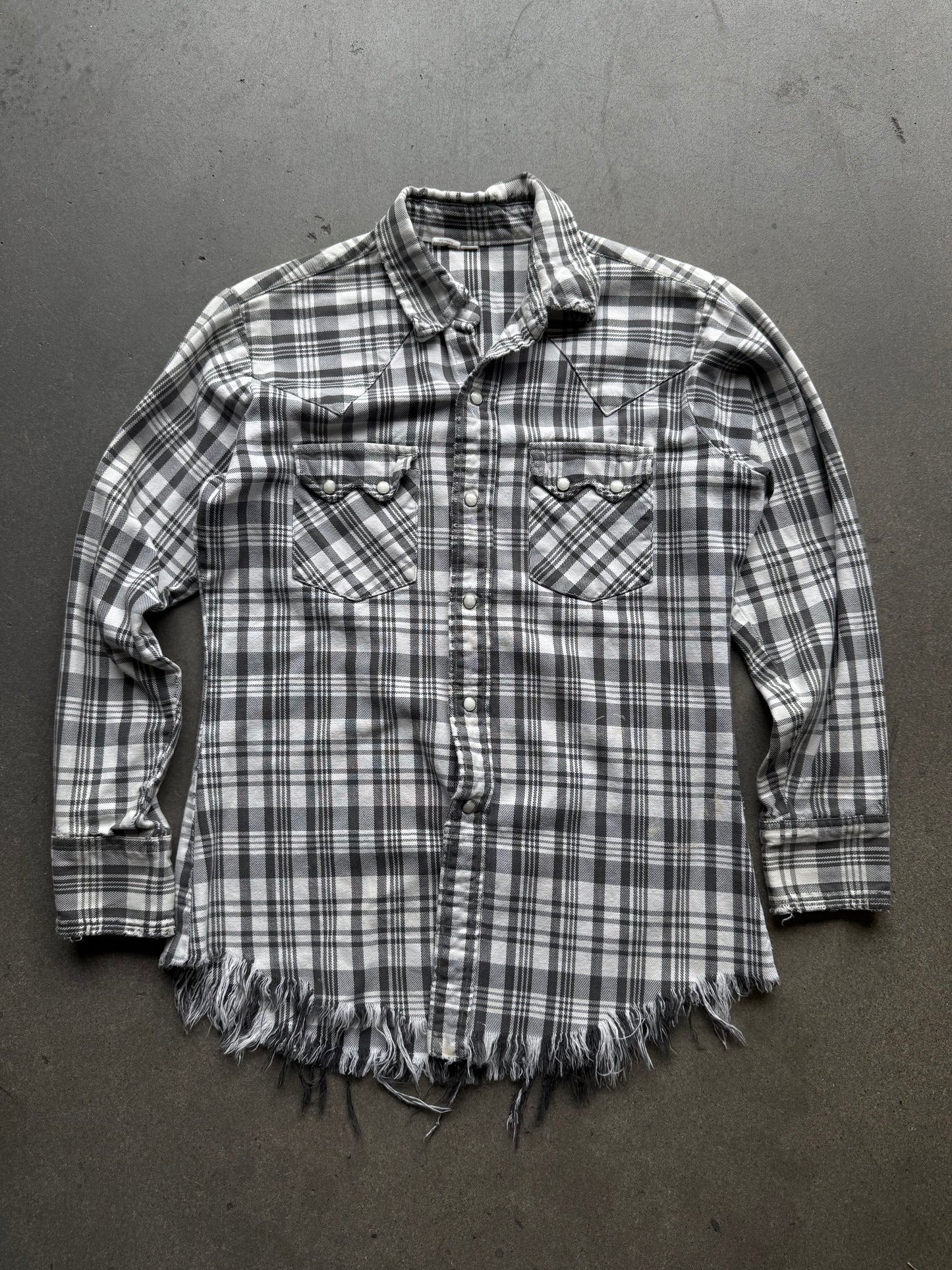 1960s sawtooth woven Cotten flannel b&w
