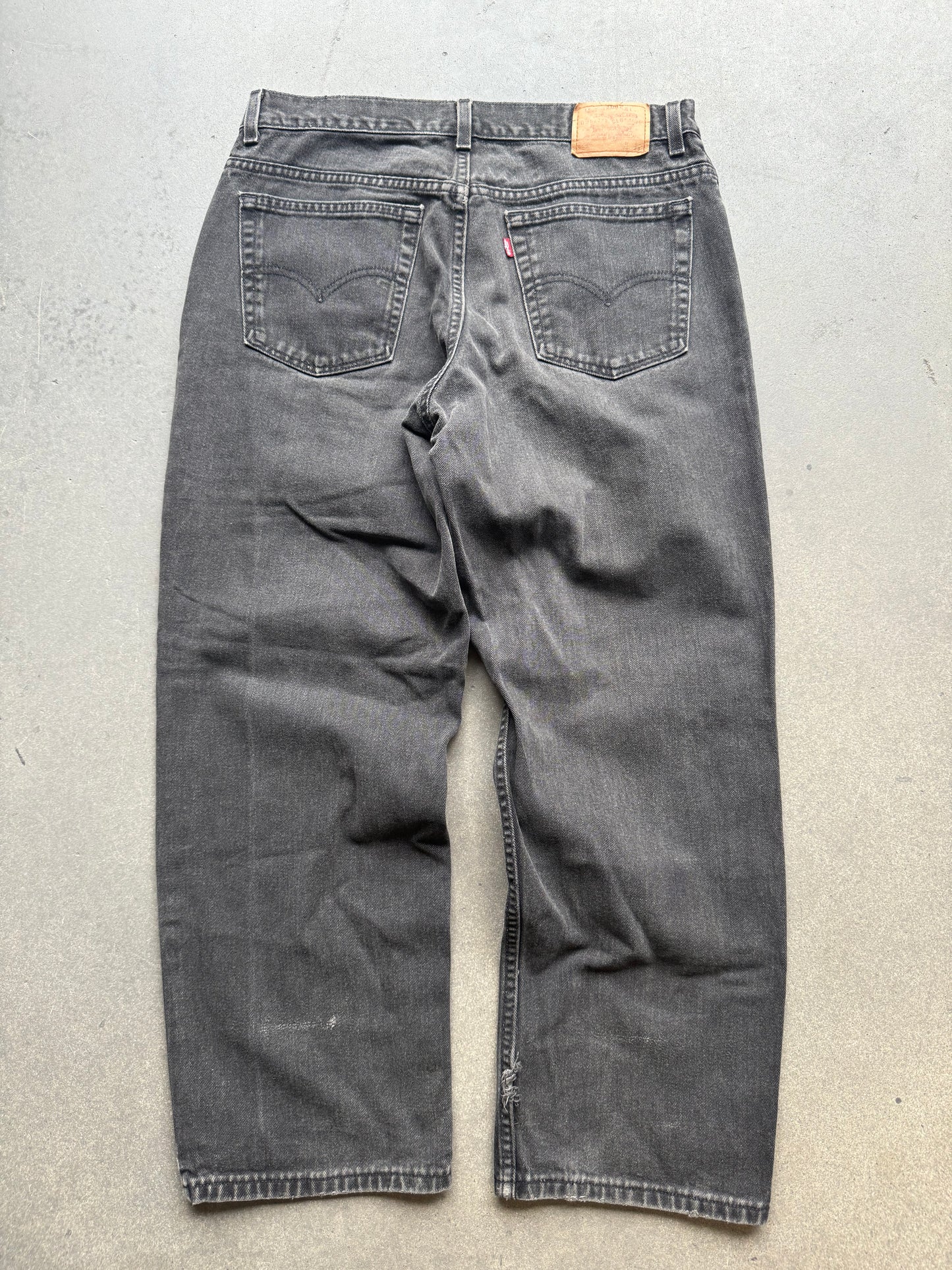 90s Levi’s 550 Husky Fit